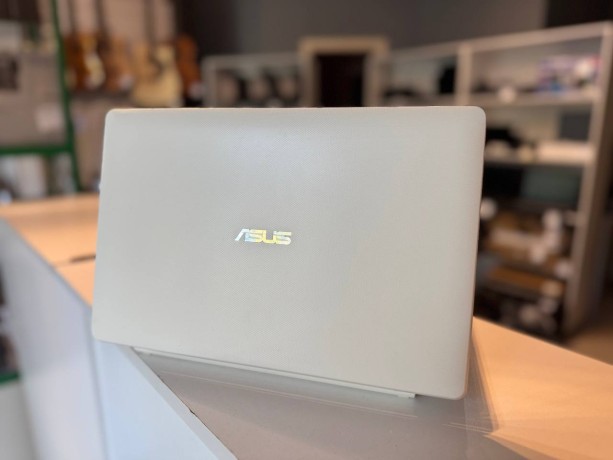 Asus X200l