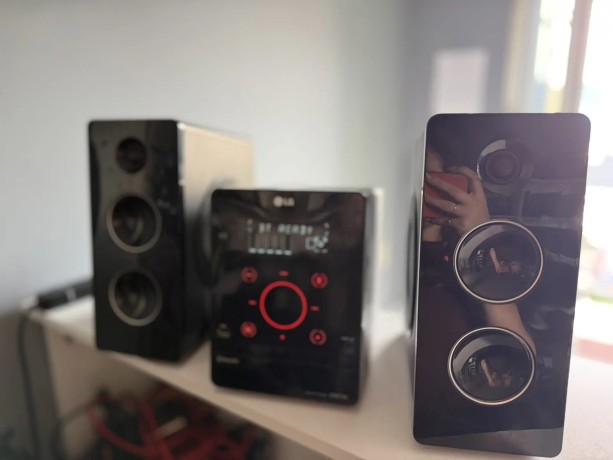 LG Cm2760