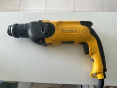 DeWALT D25112