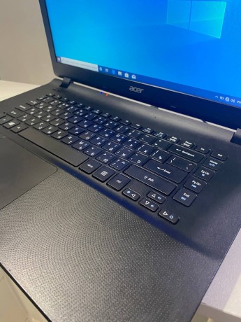 Acer Aspire Es1-522