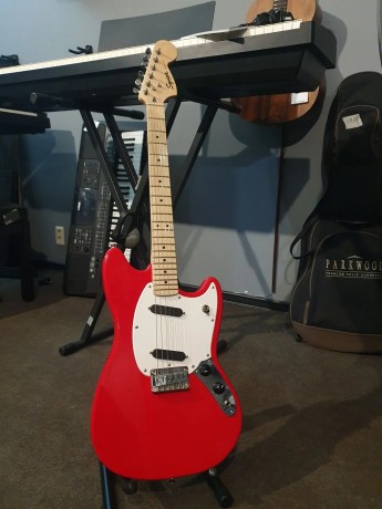 Fender Squier Mustang