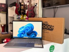 Asus Vivobook 17 X1704z