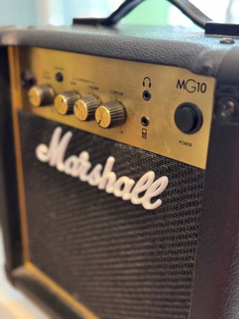 Marshall Mg10cf