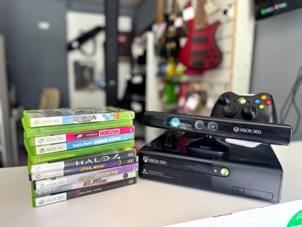 Microsoft Xbox 360 E