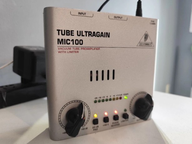 Behringer Mic100