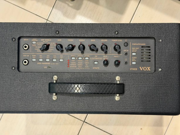 Vox Vt40x