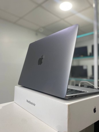 Apple Macbook Air 13 (M1) 2020