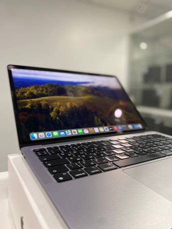 Apple Macbook Air 13 (M1) 2020