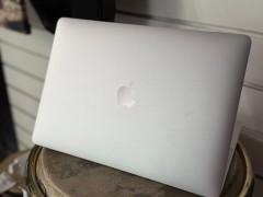 Apple Macbook Pro 13 2020