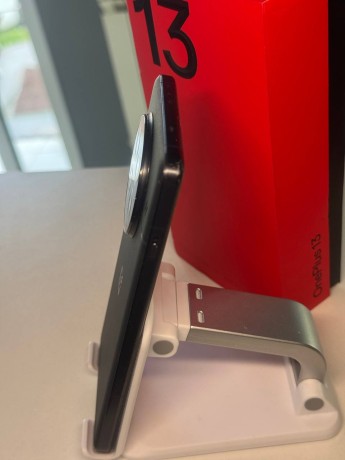 OnePlus 13