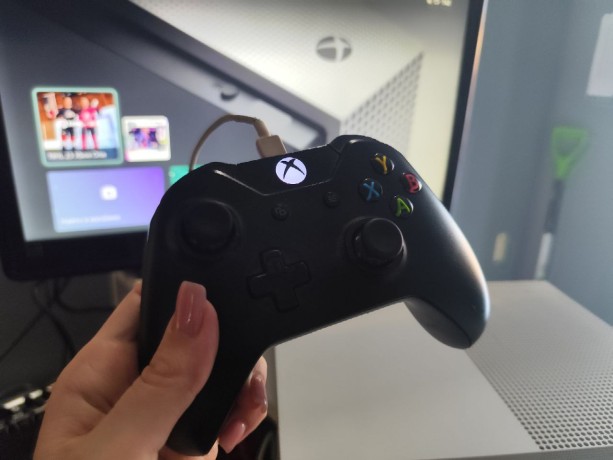 Microsoft Xbox One S