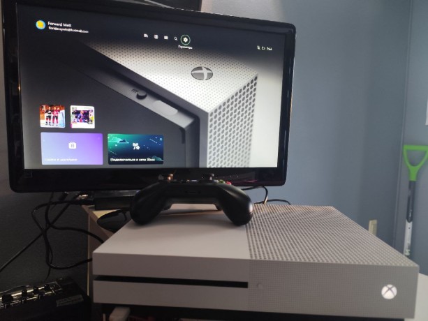 Microsoft Xbox One S