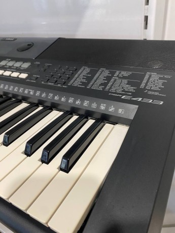 Yamaha Psr-E433