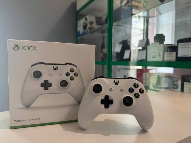 Microsoft Xbox Wireless Controller