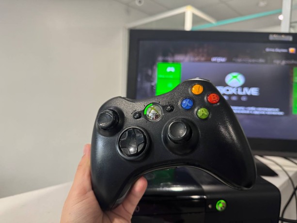 Microsoft Xbox 360 E