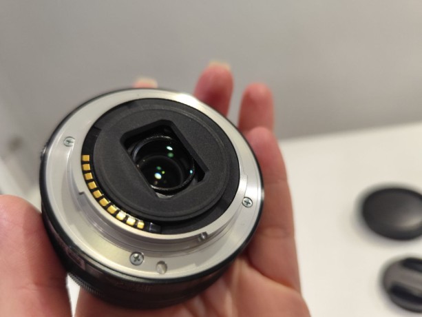 Sony E 3.5-5.6/Pz 16-50 Oss