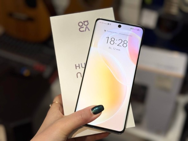 Huawei Nova 8