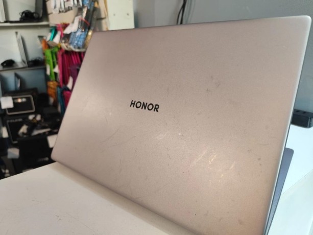 Honor Magicbook X16