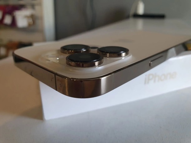 Apple iPhone 14 Pro