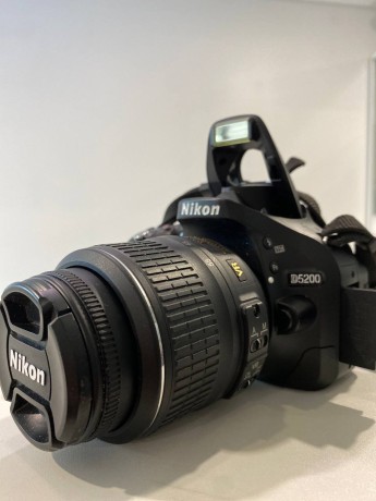 Nikon D5200