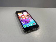 Apple iPhone Se (2022)