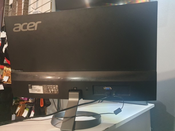 Acer R272 Eyi