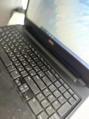 Dell Inspiron 3521
