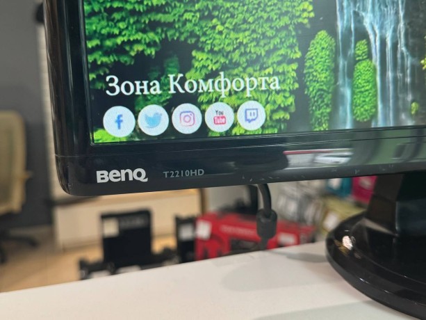 BenQ T2210hd