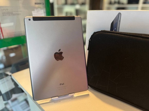 Apple iPad Air (1-Го Поколения)