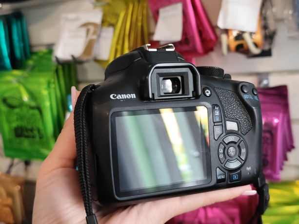 Canon Eos 1300D Kit 18-55Mm