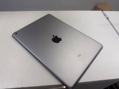 Apple iPad (6-Го Поколения) (2018)