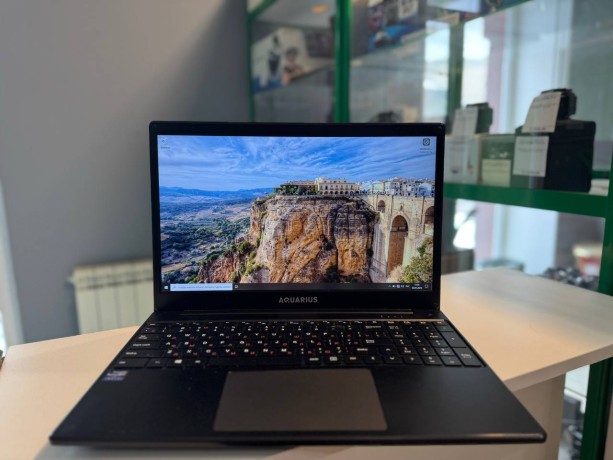 Aquarius Cmp Ns685u R11