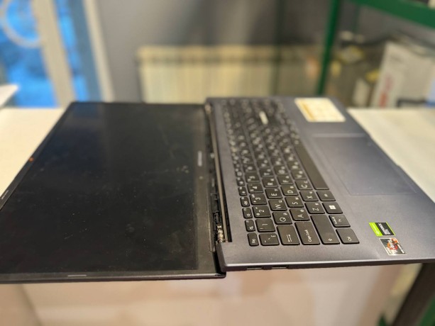 Asus Vivobook Pro 15 M6500q