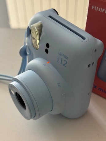 Fujifilm Instax Mini 12