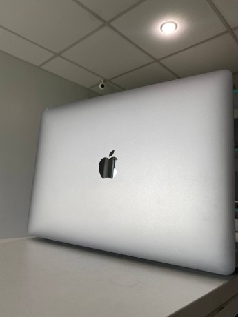 Apple Macbook Air М1 2020