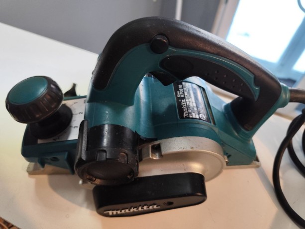 Makita Kp0810
