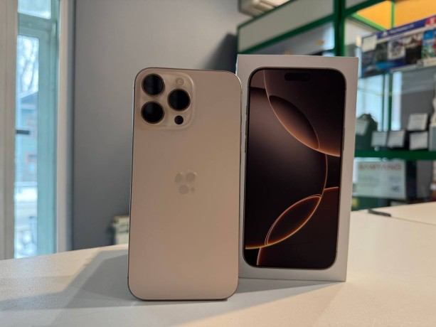 Apple iPhone 16 Pro Max