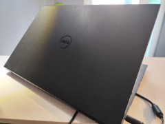 Dell Inspiren 15