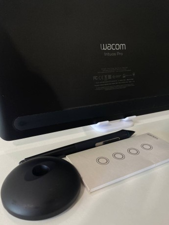 Wacom Intuos Pro Medium