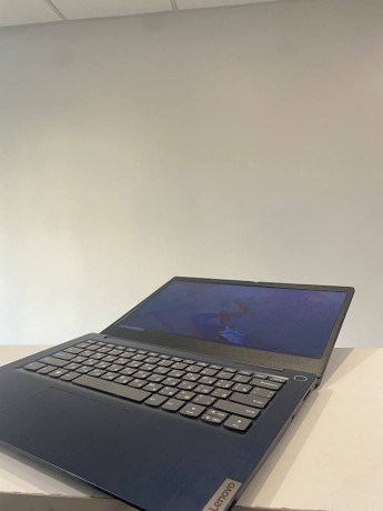 Lenovo Ideapad 3 14Ada05
