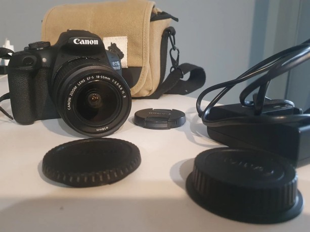 Canon 2000D Kit 18-55Mm