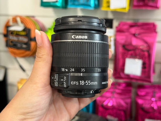 Canon Ef-S 18-55Mm
