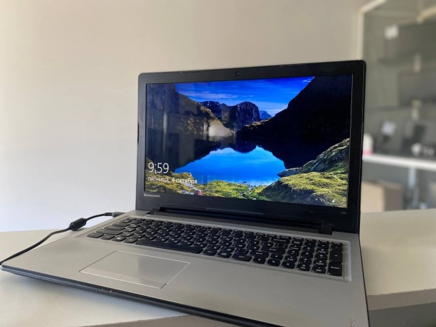 Lenovo Ideapad 300 15Isk