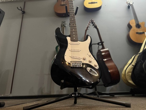 Fender Squier Mm Stratocaster