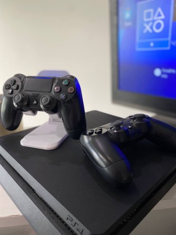 Sony Playstation 4