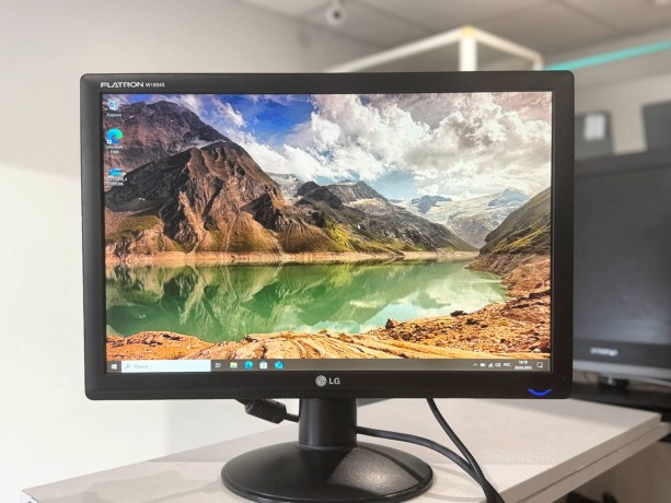 LG Flatron W1934s-Bn
