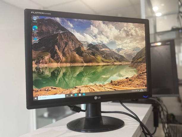 LG Flatron W1934s-Bn