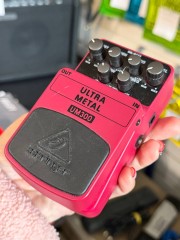 Behringer Um300 Ultra Metal