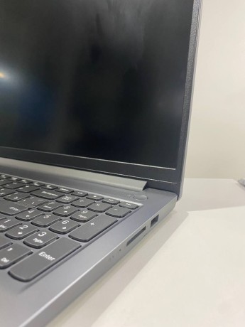 Lenovo Ideapad Slim 3 16Iah8