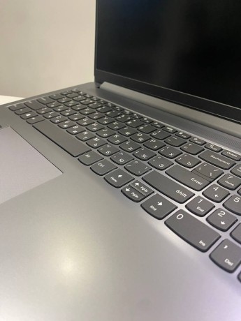 Lenovo Ideapad Slim 3 16Iah8
